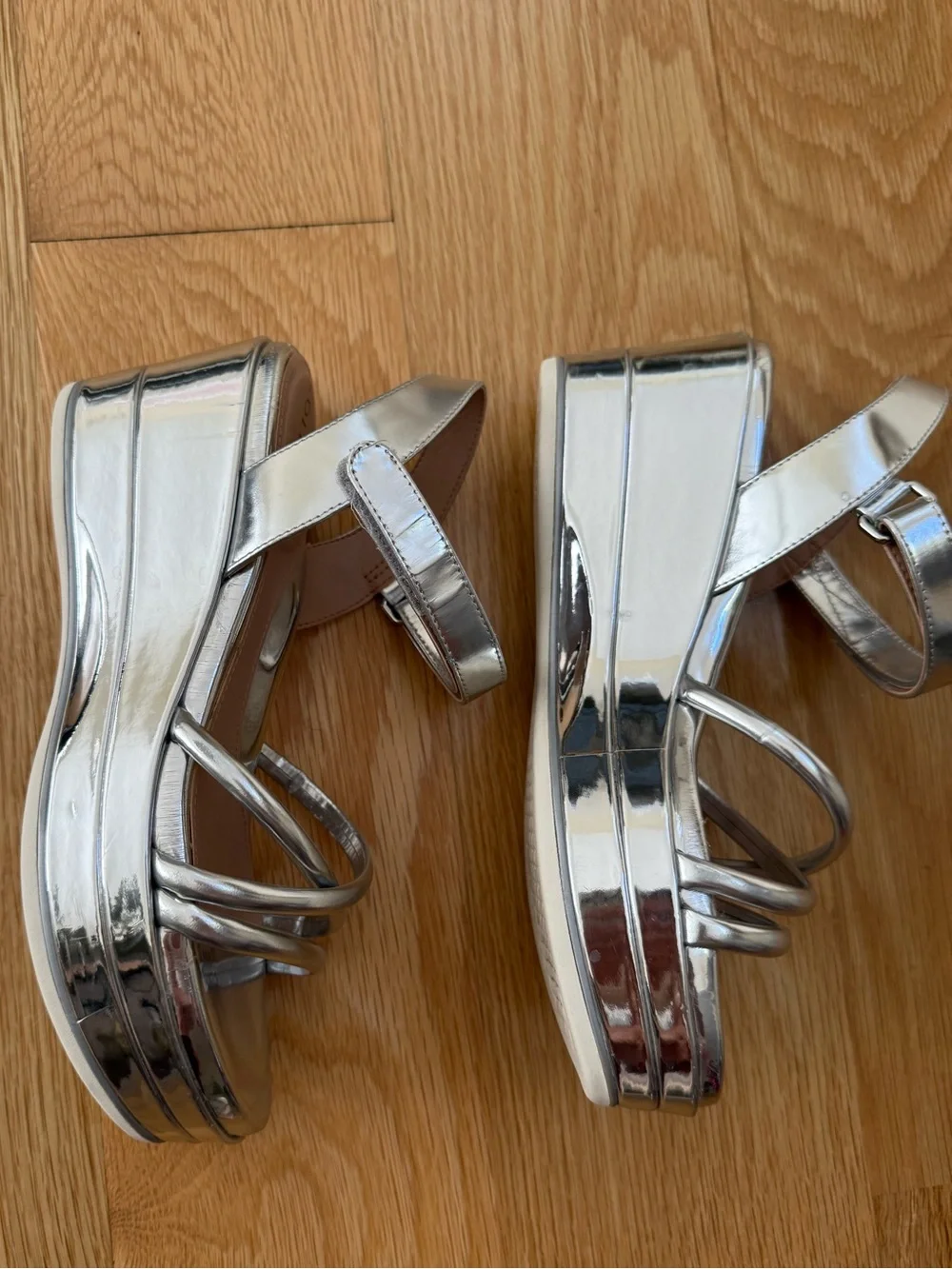 Cole Haan Grand Ambition Addison Metallic Silver Platform Sandals, Size 6 1/2